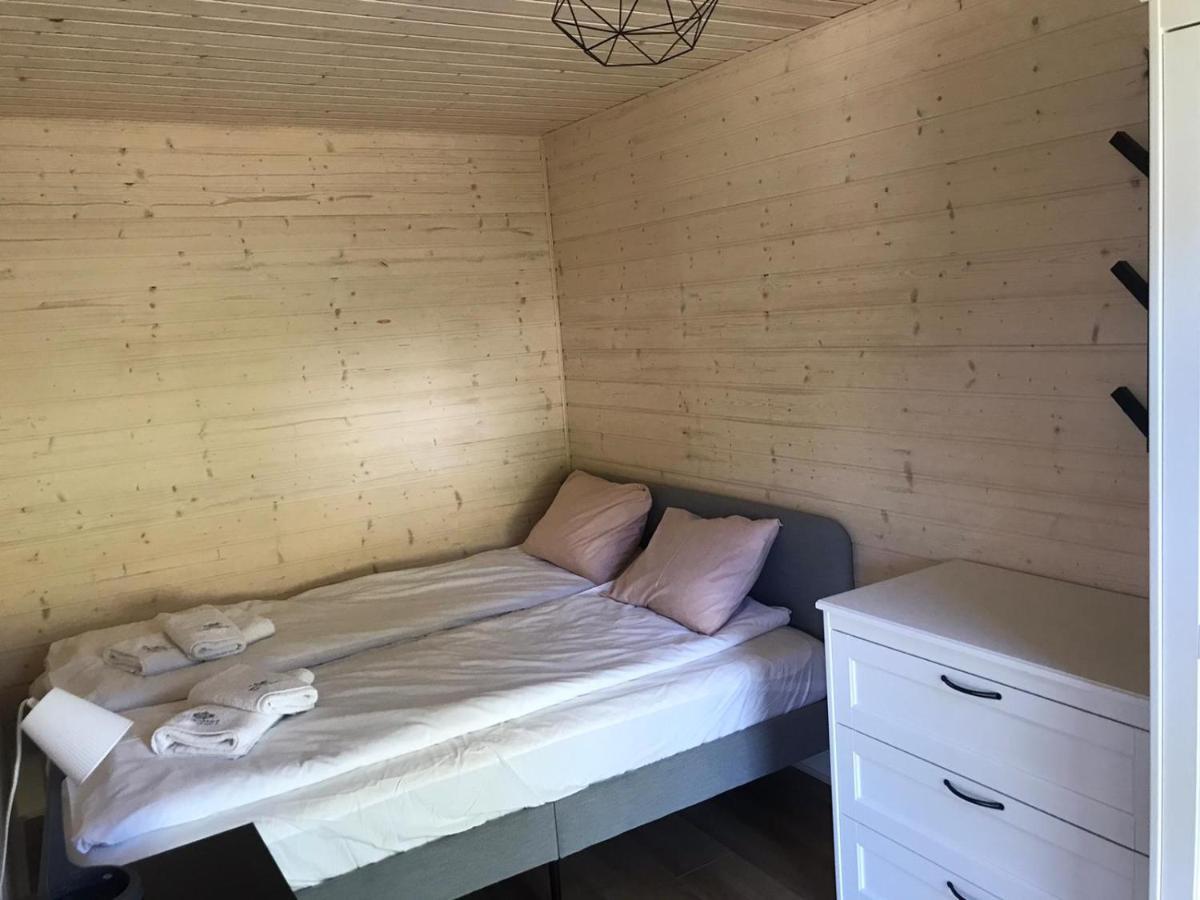 Ostrzycki Las Domki Nad Jeziorem -Balia-Sauna-Prywatny Pomost Pierszczewo Exterior foto